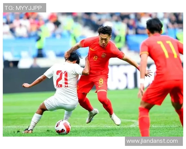 中国足球明星执教之路与挑战探索